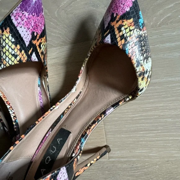 Aqua Women's Dion Half d'Orsay High-Heel Pumps - Picture 9 of 10